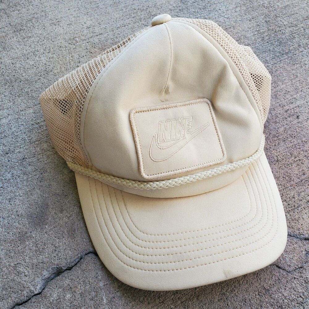 Nike Dri-FIT Sesame Khaki Rise Cap Trucker Snapback Unisex Sz S/M